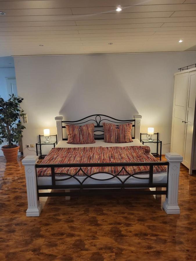 Ferienwohnung Fuer 4 Personen Mit Schnellem Wlan, Glasfaser, Tv Paket Beilstein  Exterior foto