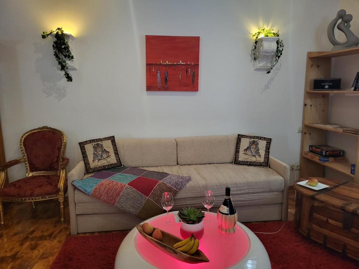 Ferienwohnung Fuer 4 Personen Mit Schnellem Wlan, Glasfaser, Tv Paket Beilstein  Exterior foto